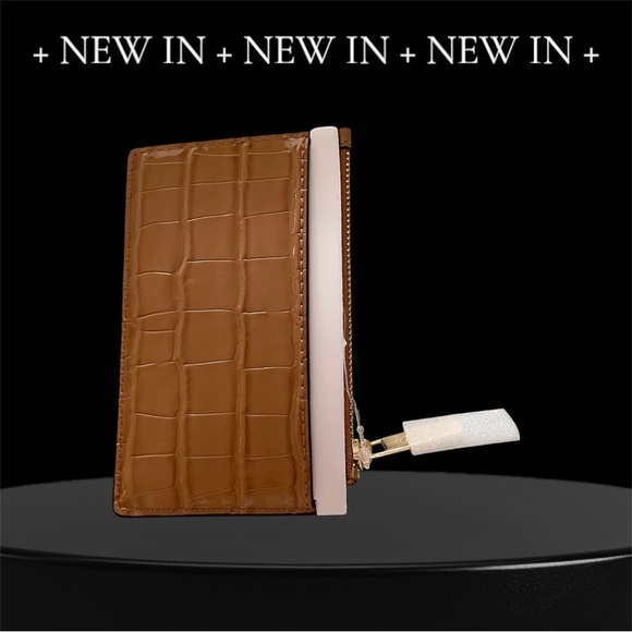 Michael Kors Jet Set Travel Medium Card Case Croc Embossed NWT - Picture 2 of 5